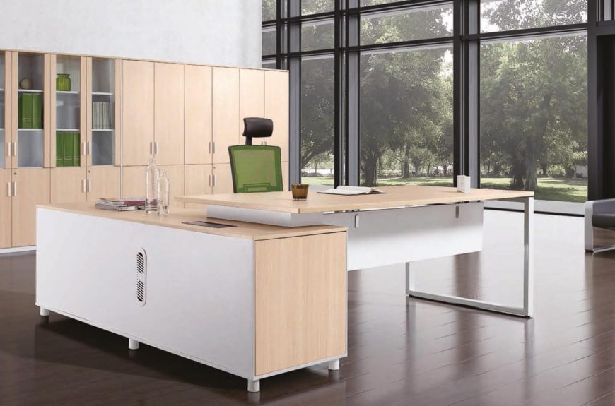 Tiga Müdür Masası